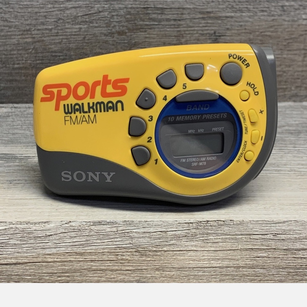 Sony Sports Walkman FM/AM Yellow and Gray Radio